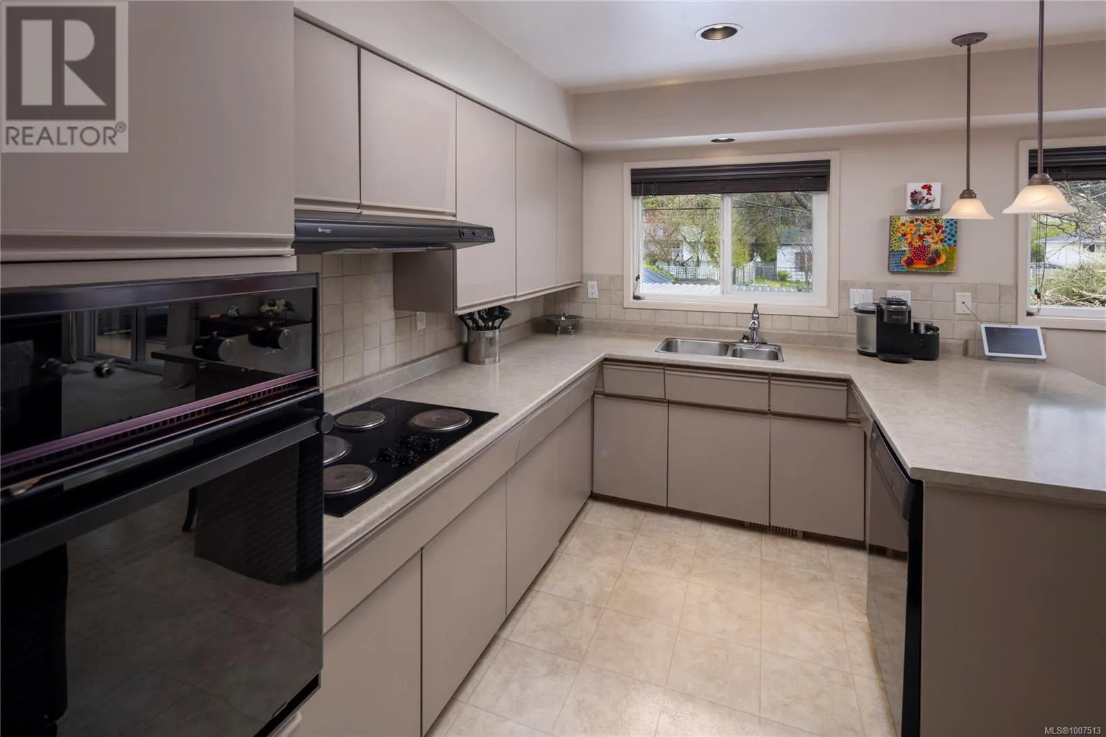 3505 Cardiff Pl