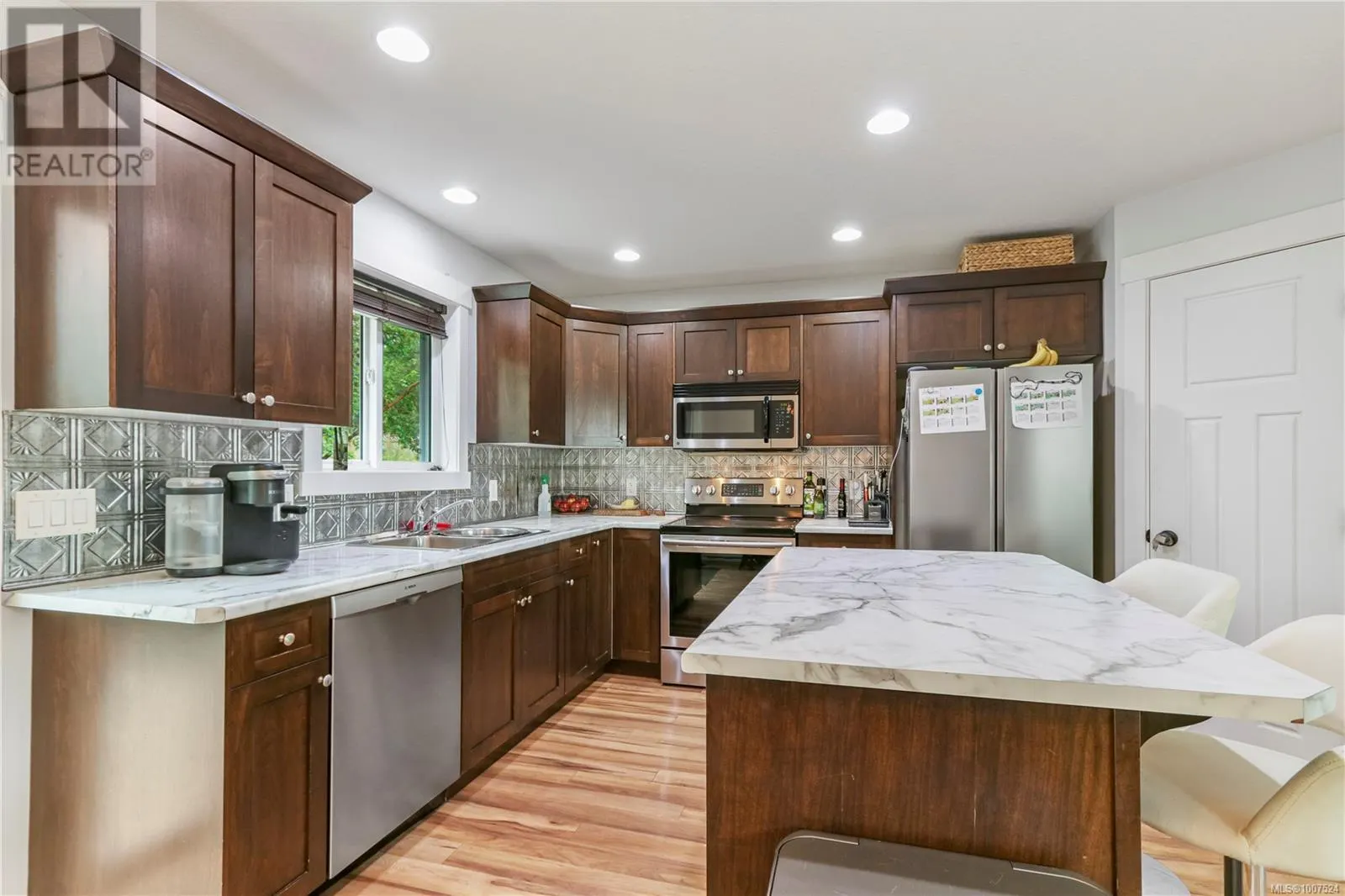 1069 Southwood Dr