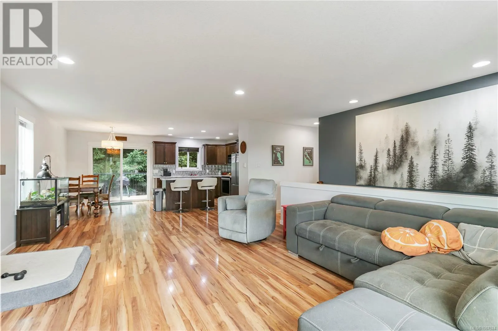 1069 Southwood Dr