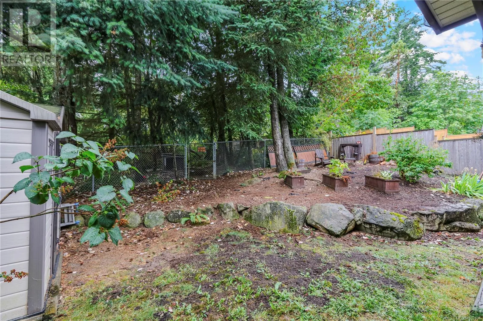 1069 Southwood Dr