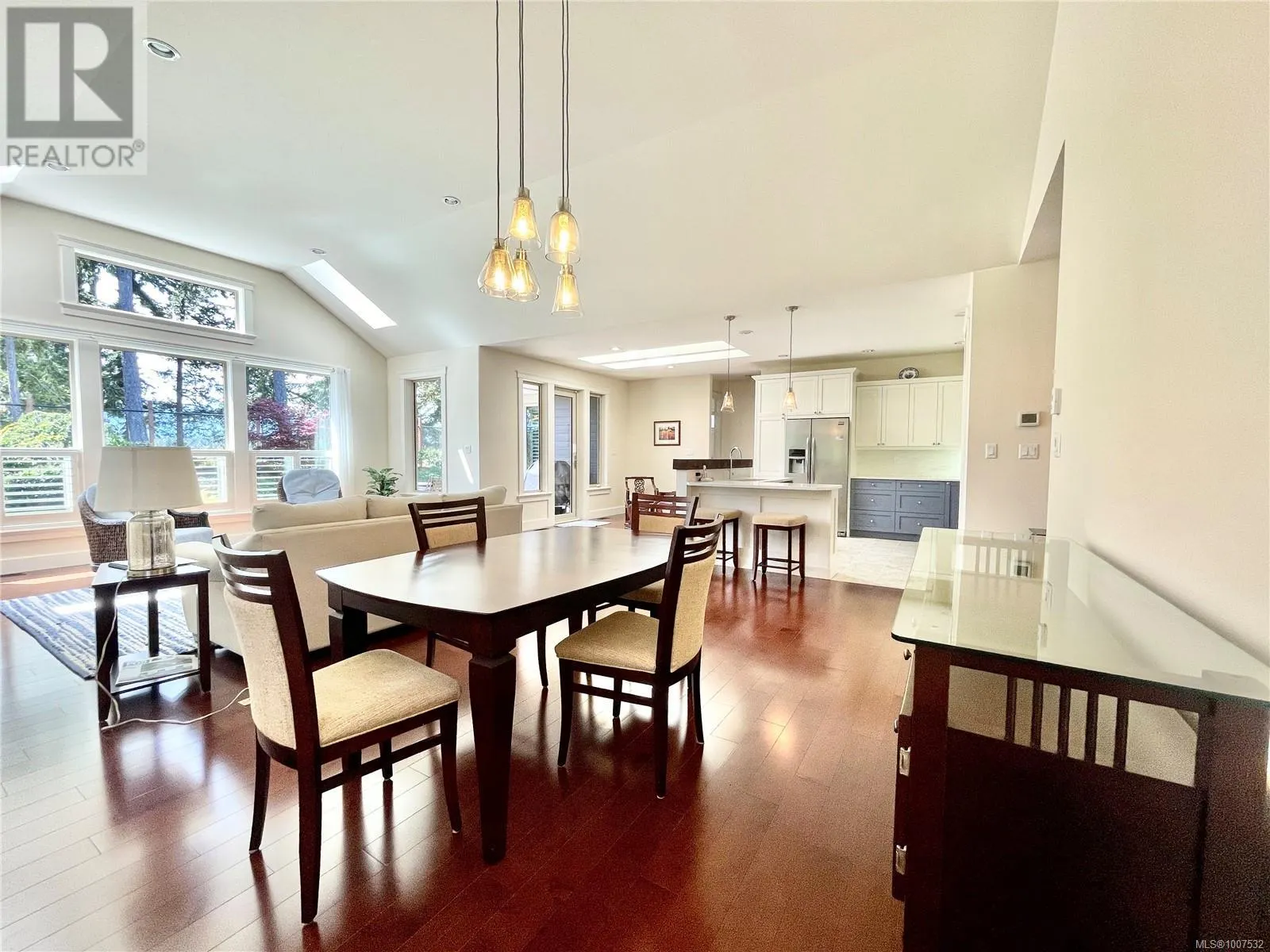 473 Ridgefield Dr