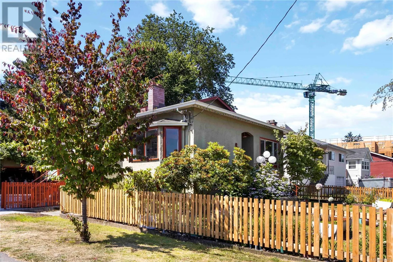 801 Old Esquimalt Rd