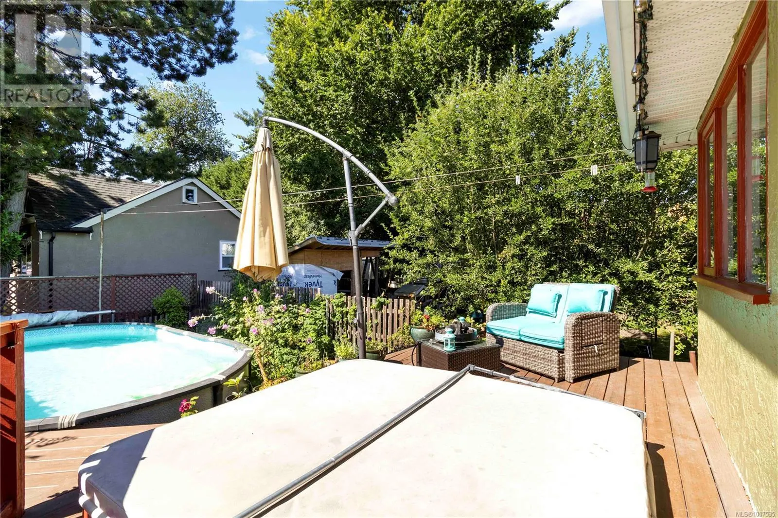 801 Old Esquimalt Rd