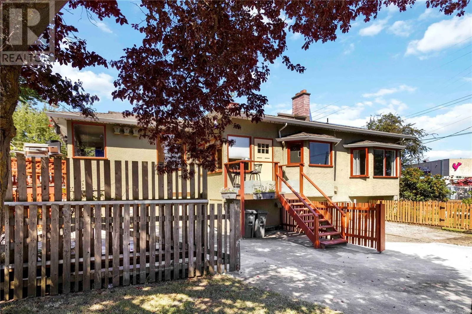 801 Old Esquimalt Rd
