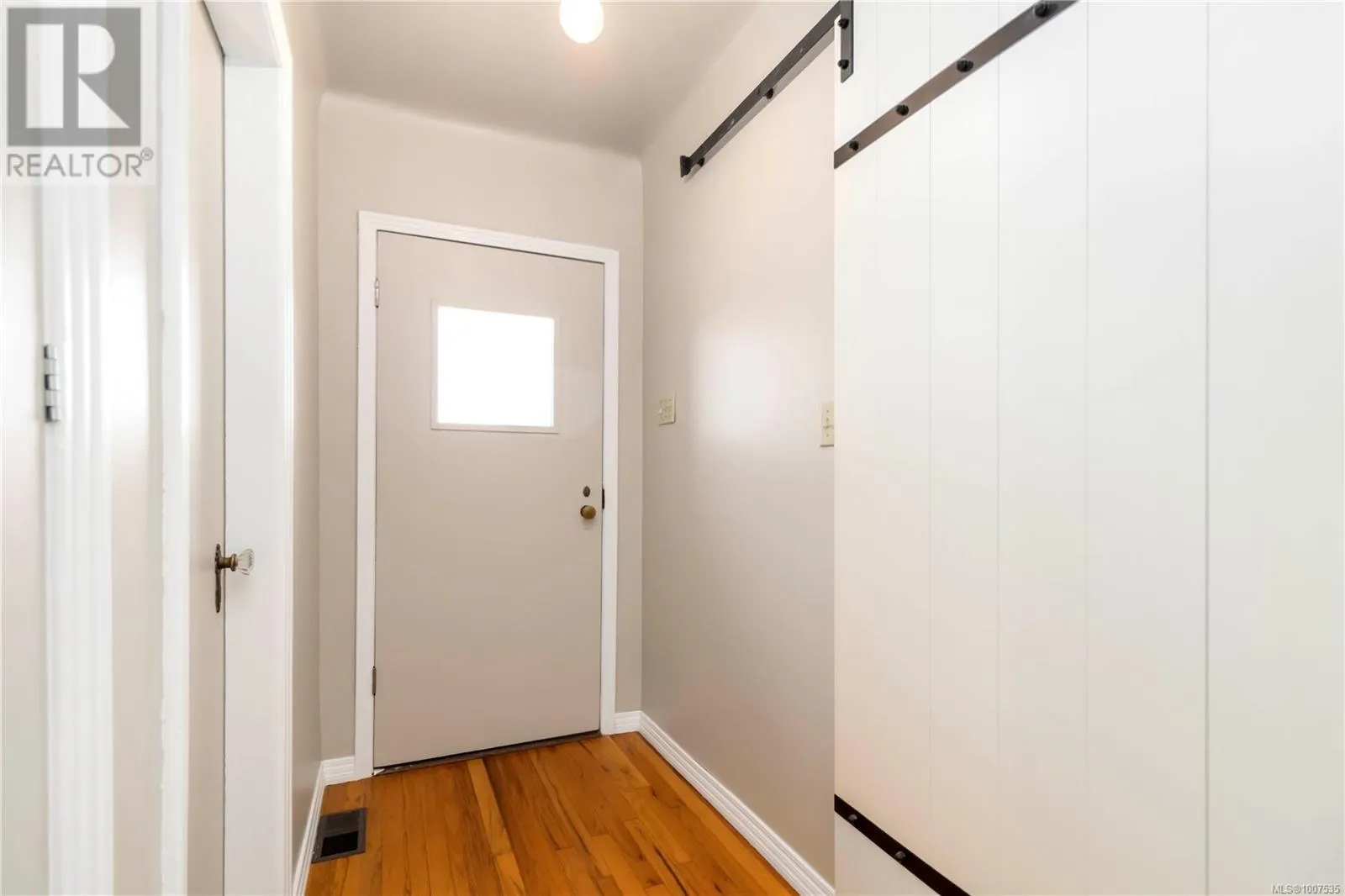 801 Old Esquimalt Rd