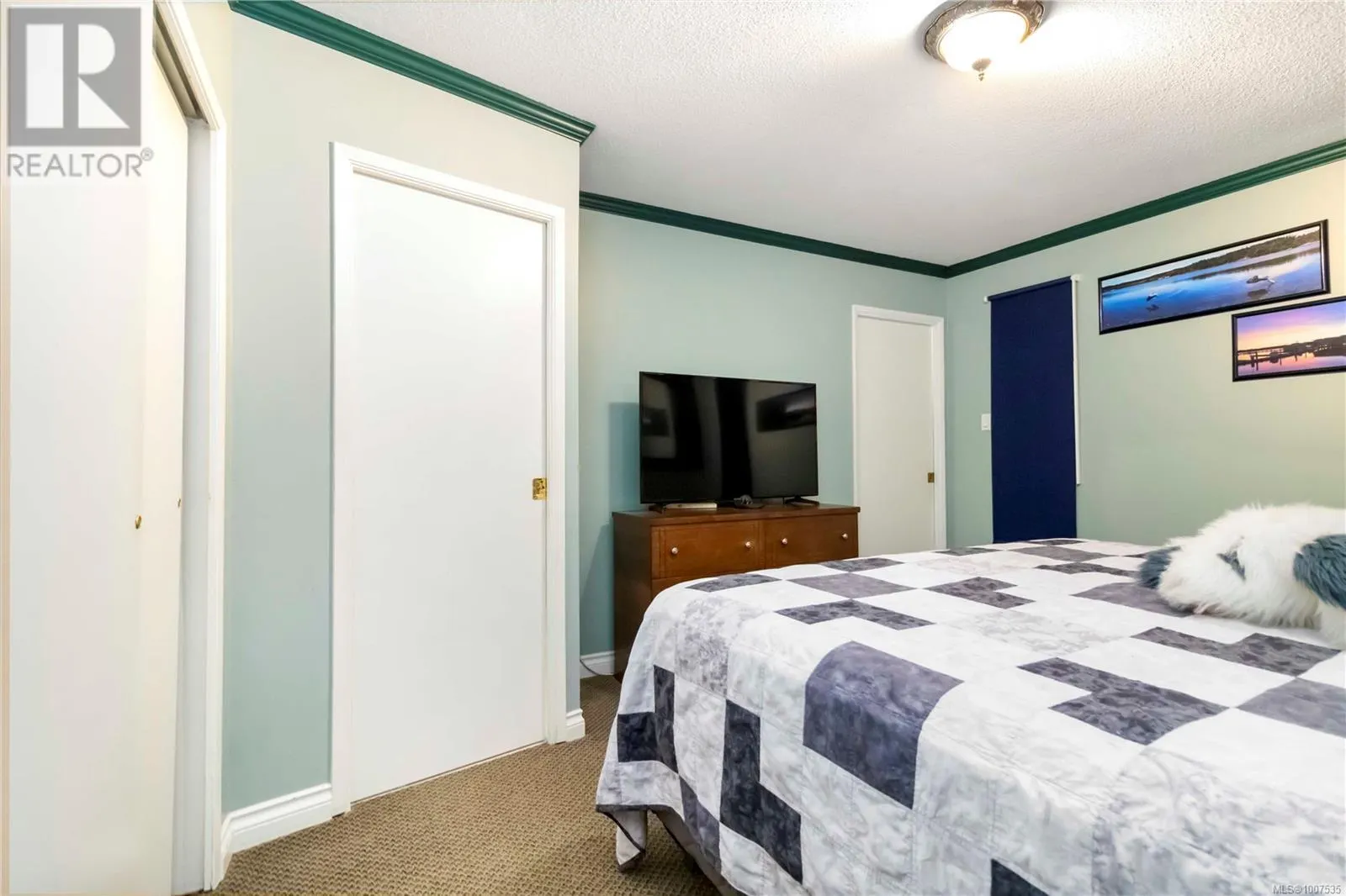 801 Old Esquimalt Rd