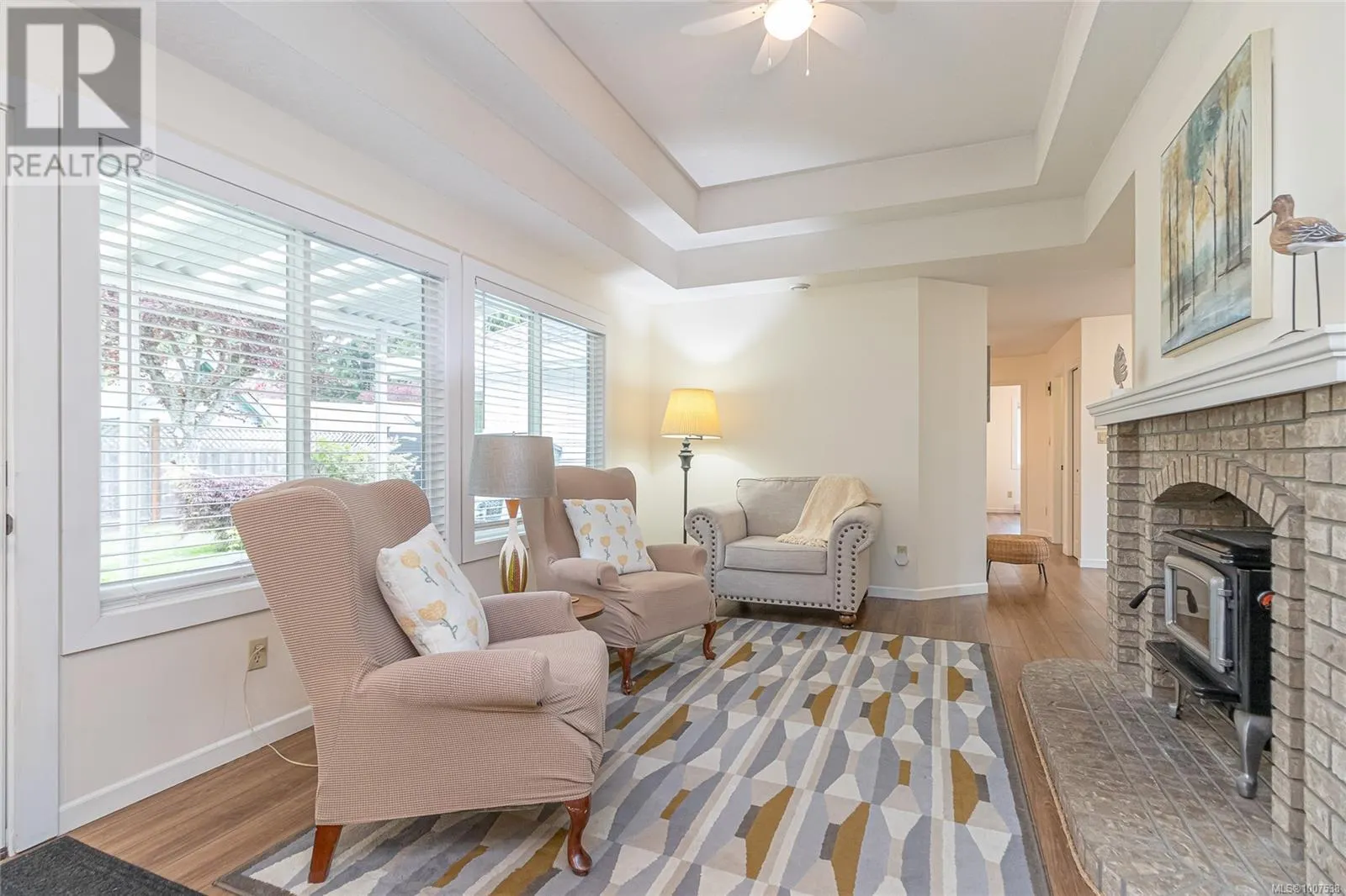 600 Nassau Cres