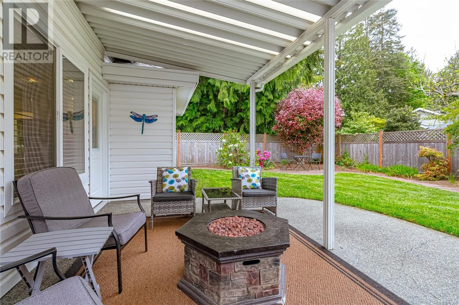 600 Nassau Cres