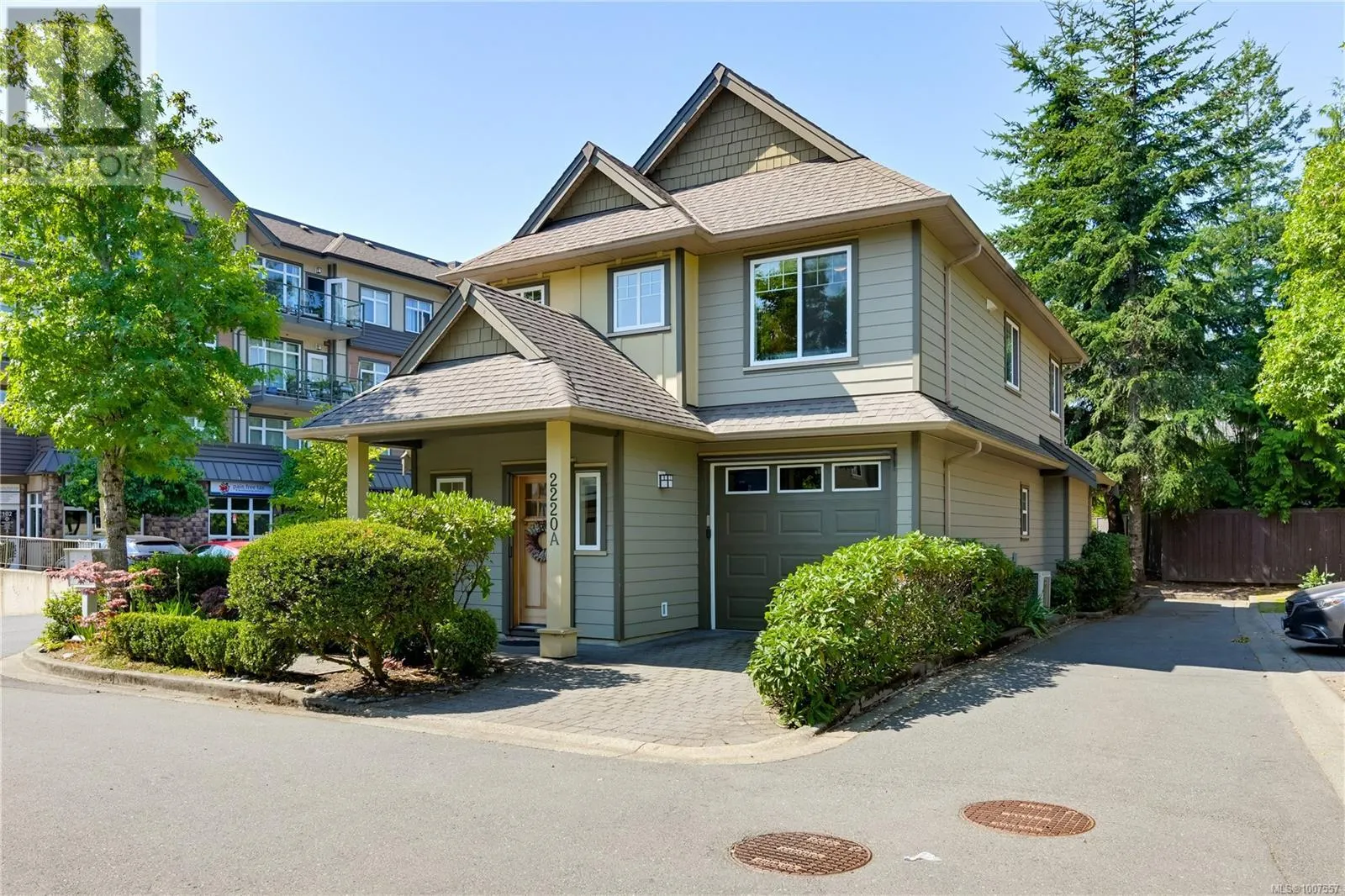 A 2220 Sooke Rd