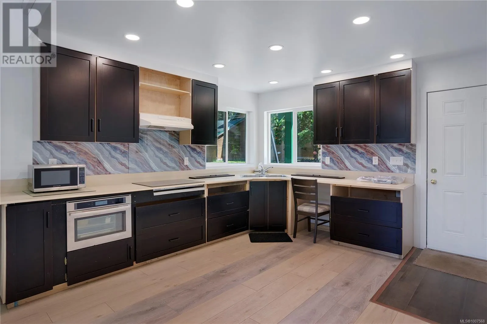 12270/12272 Chandler Rd