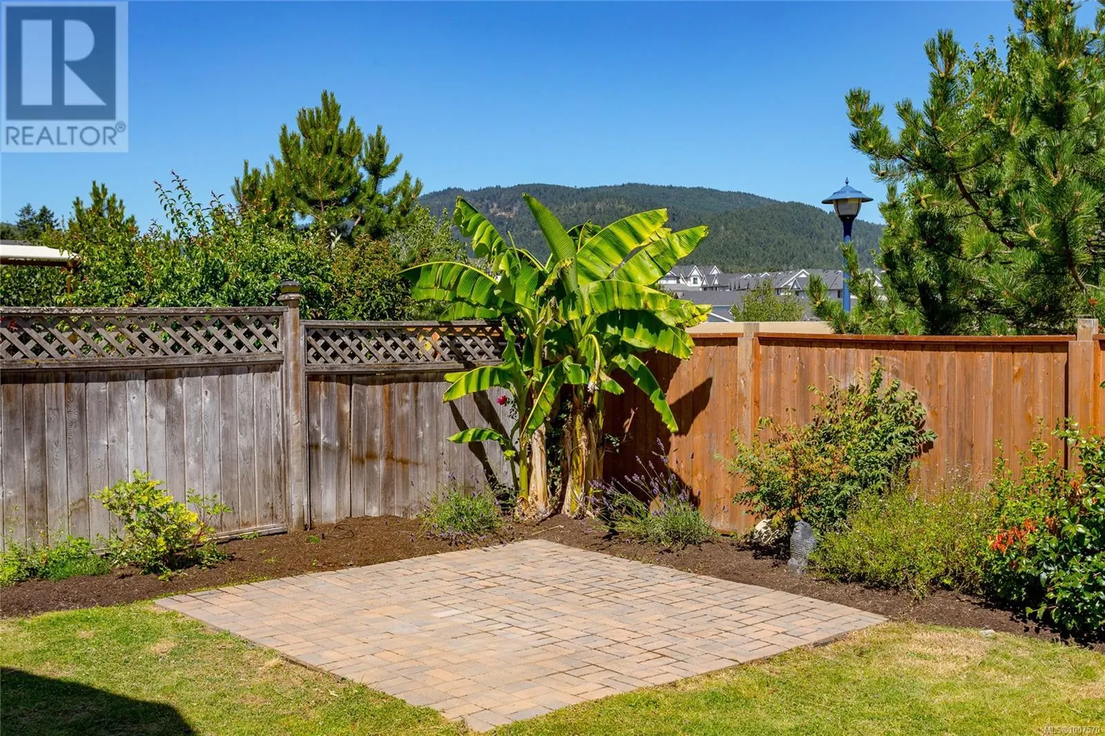 2876 Orange Blossom Cres