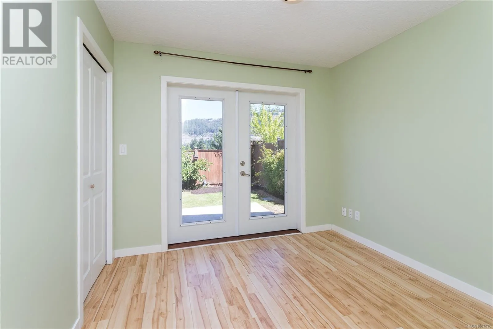2876 Orange Blossom Cres