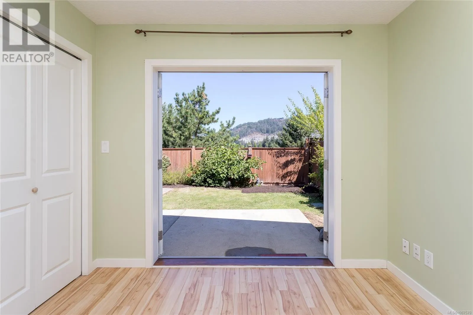 2876 Orange Blossom Cres