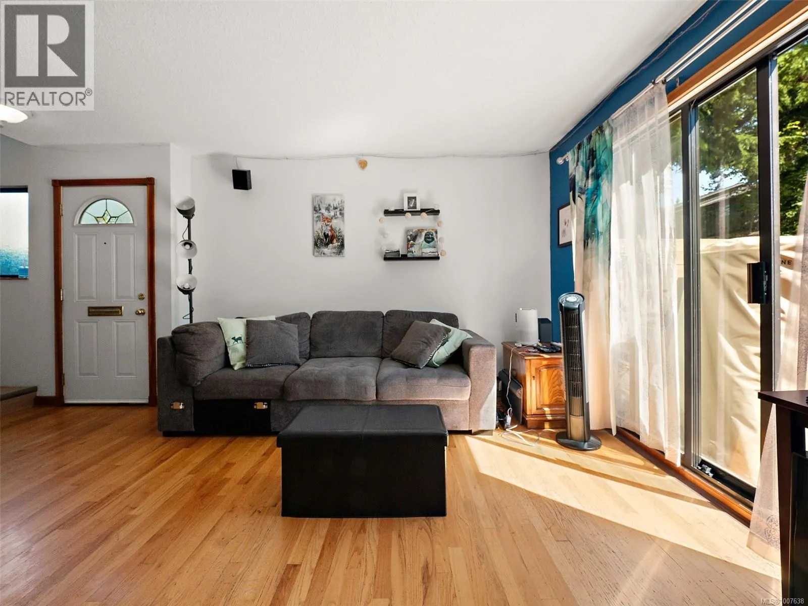 573 Crossandra Cres