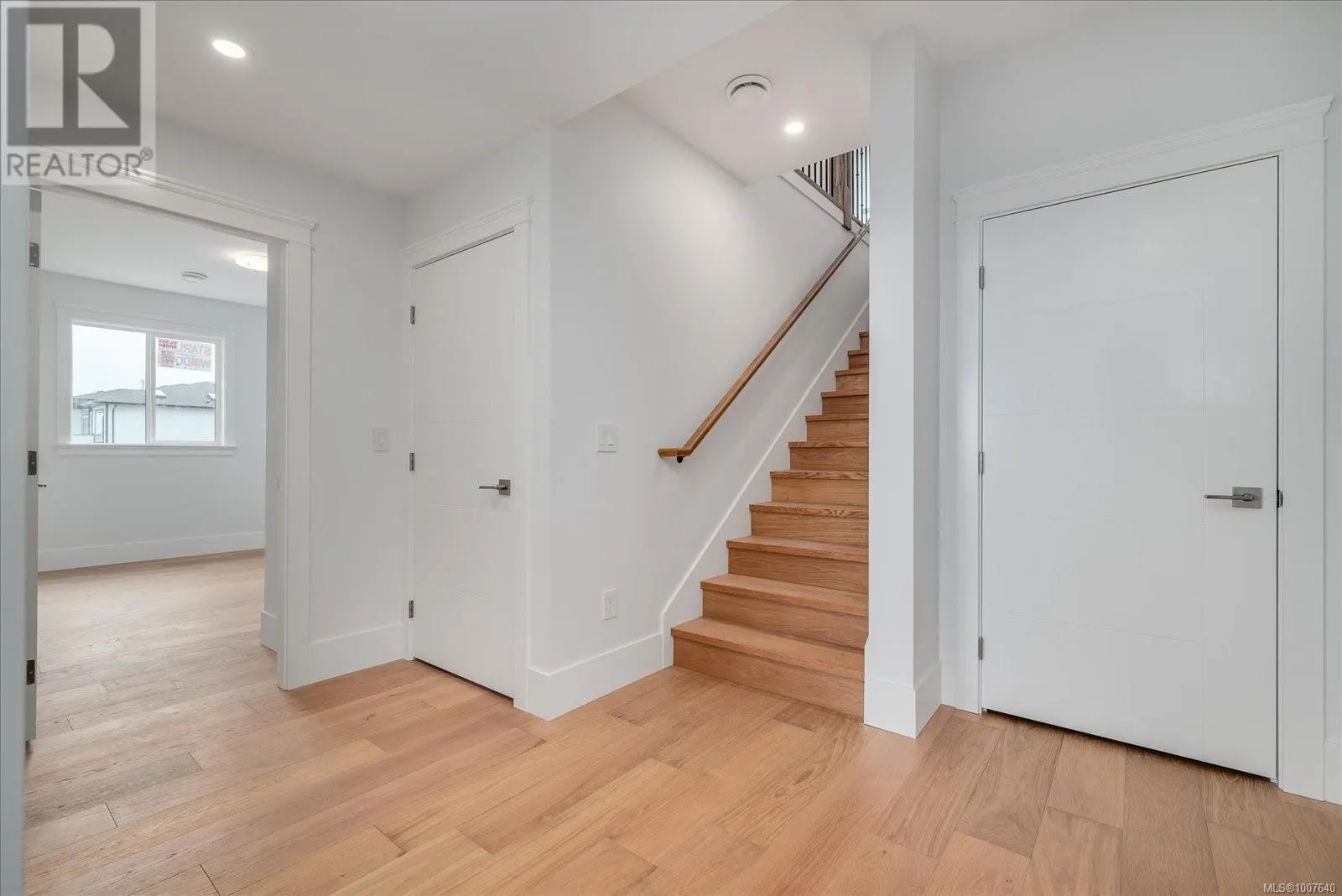 4684 Ambience Dr