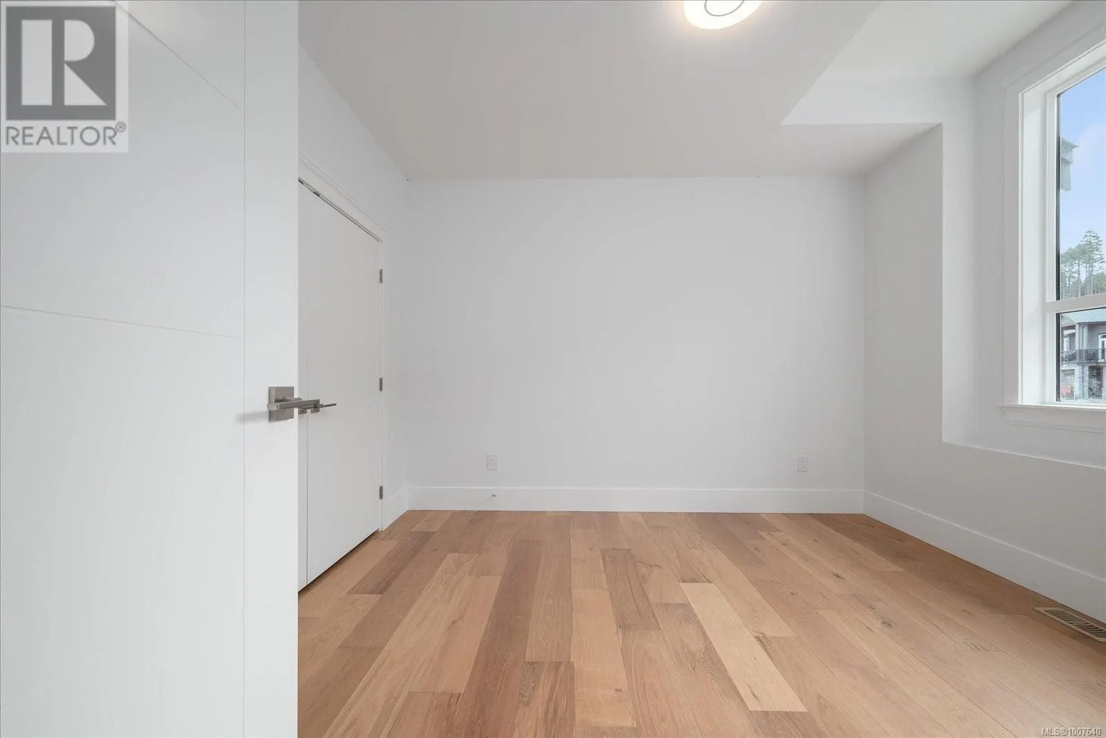 4684 Ambience Dr