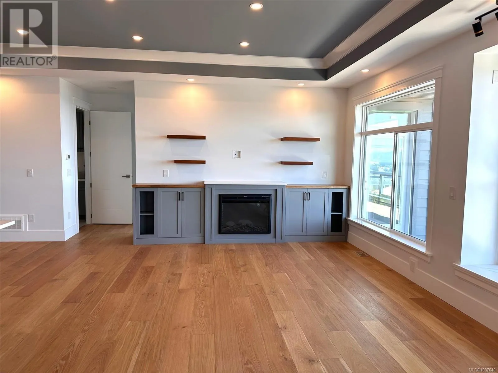 4684 Ambience Dr