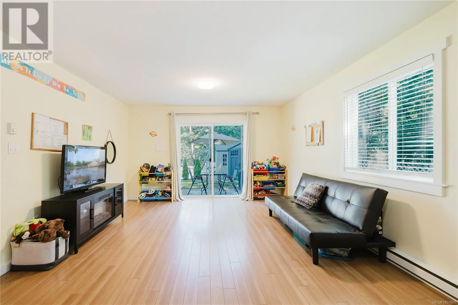 6181 Drombeg Pl
