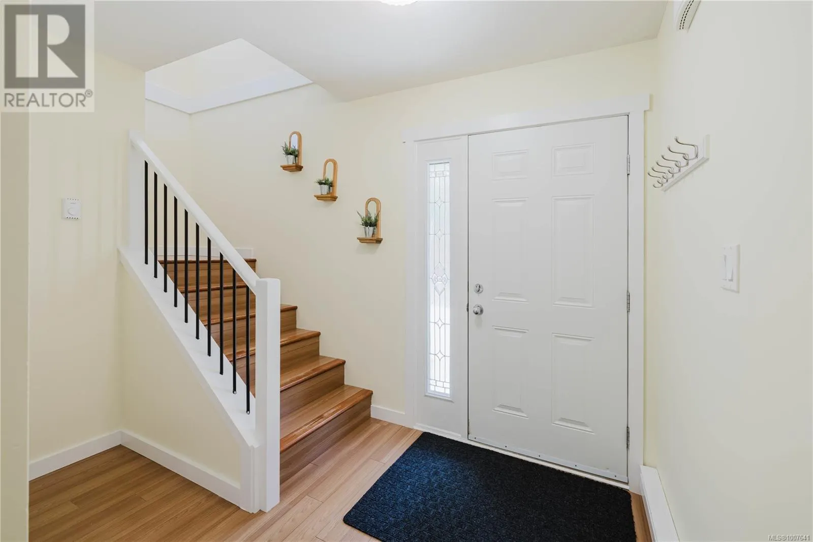 6181 Drombeg Pl