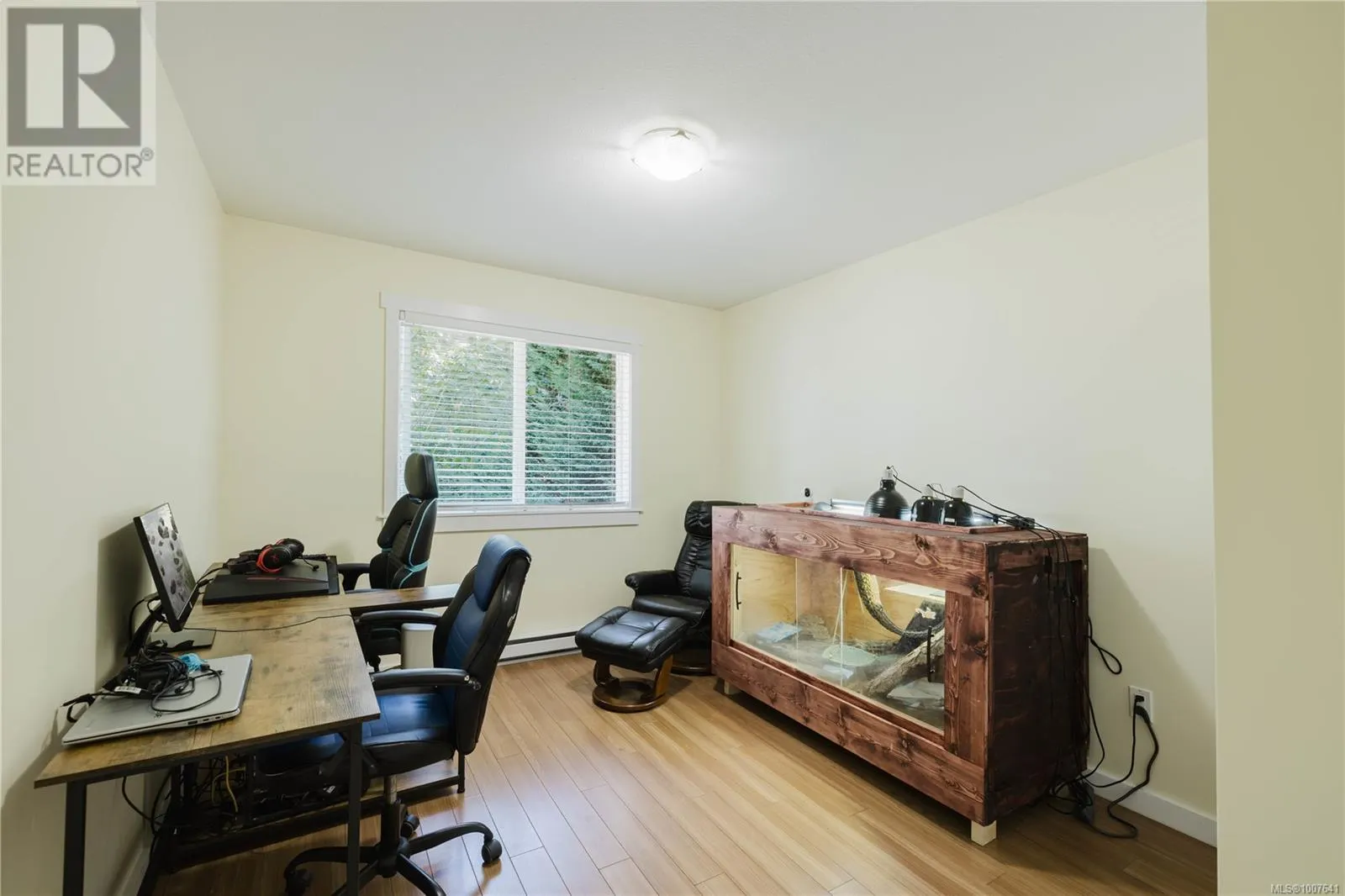 6181 Drombeg Pl