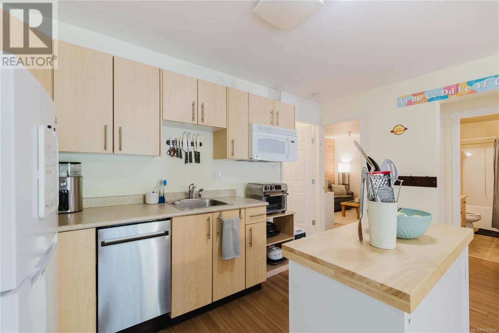 6181 Drombeg Pl