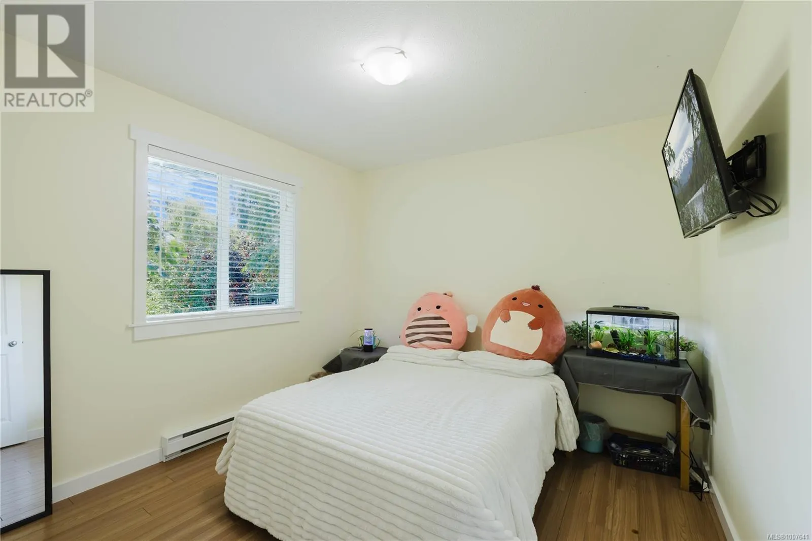 6181 Drombeg Pl