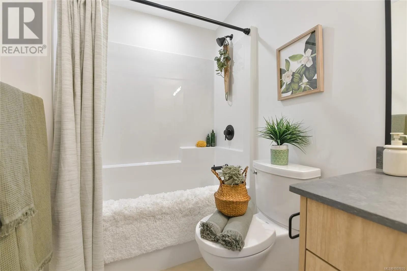 405 1110 Samar Cres