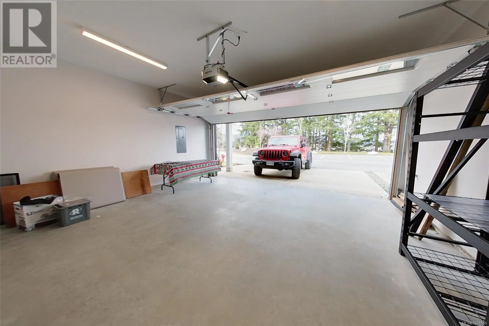 103-B 3590 16th Ave