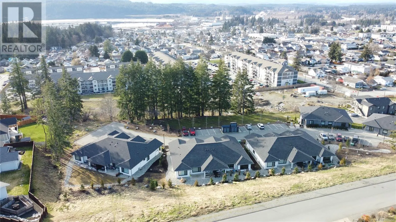103-B 3590 16th Ave