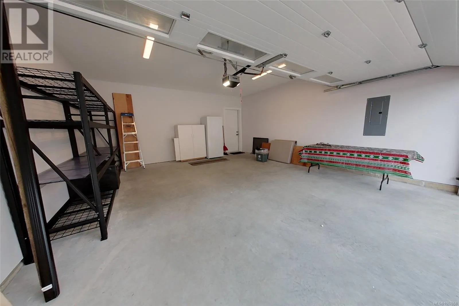 103-B 3590 16th Ave