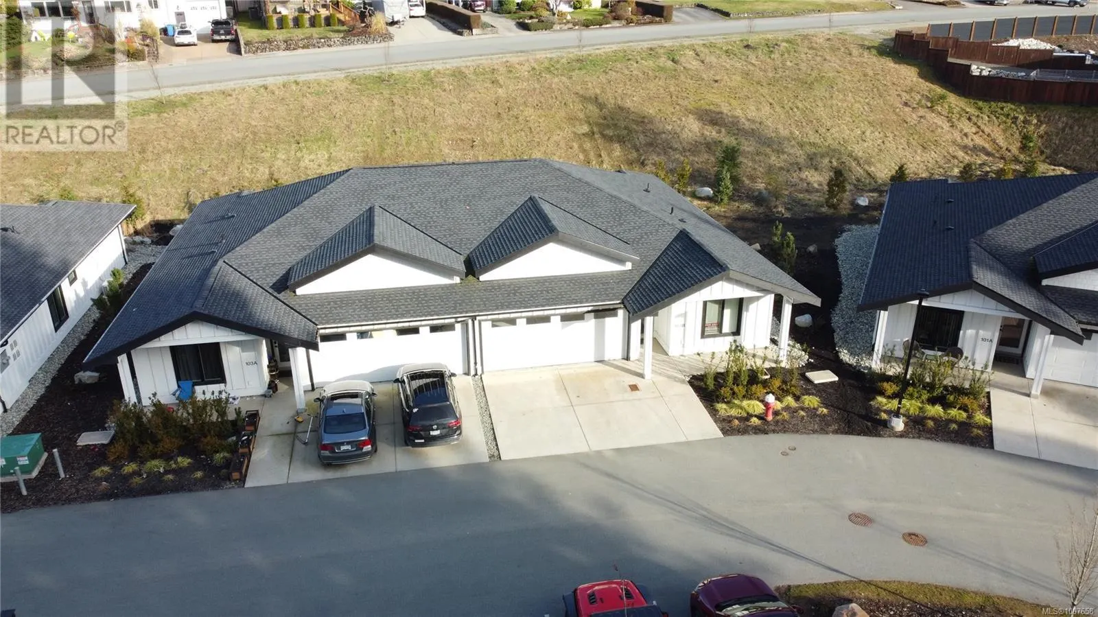 103-B 3590 16th Ave