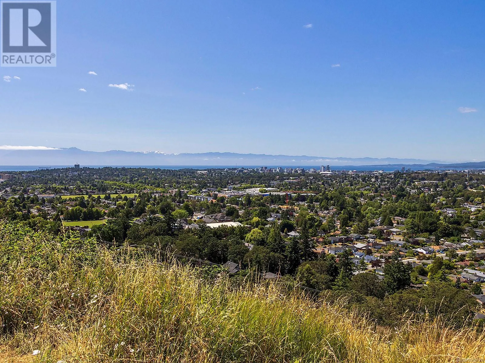 3411 Mayfair Dr