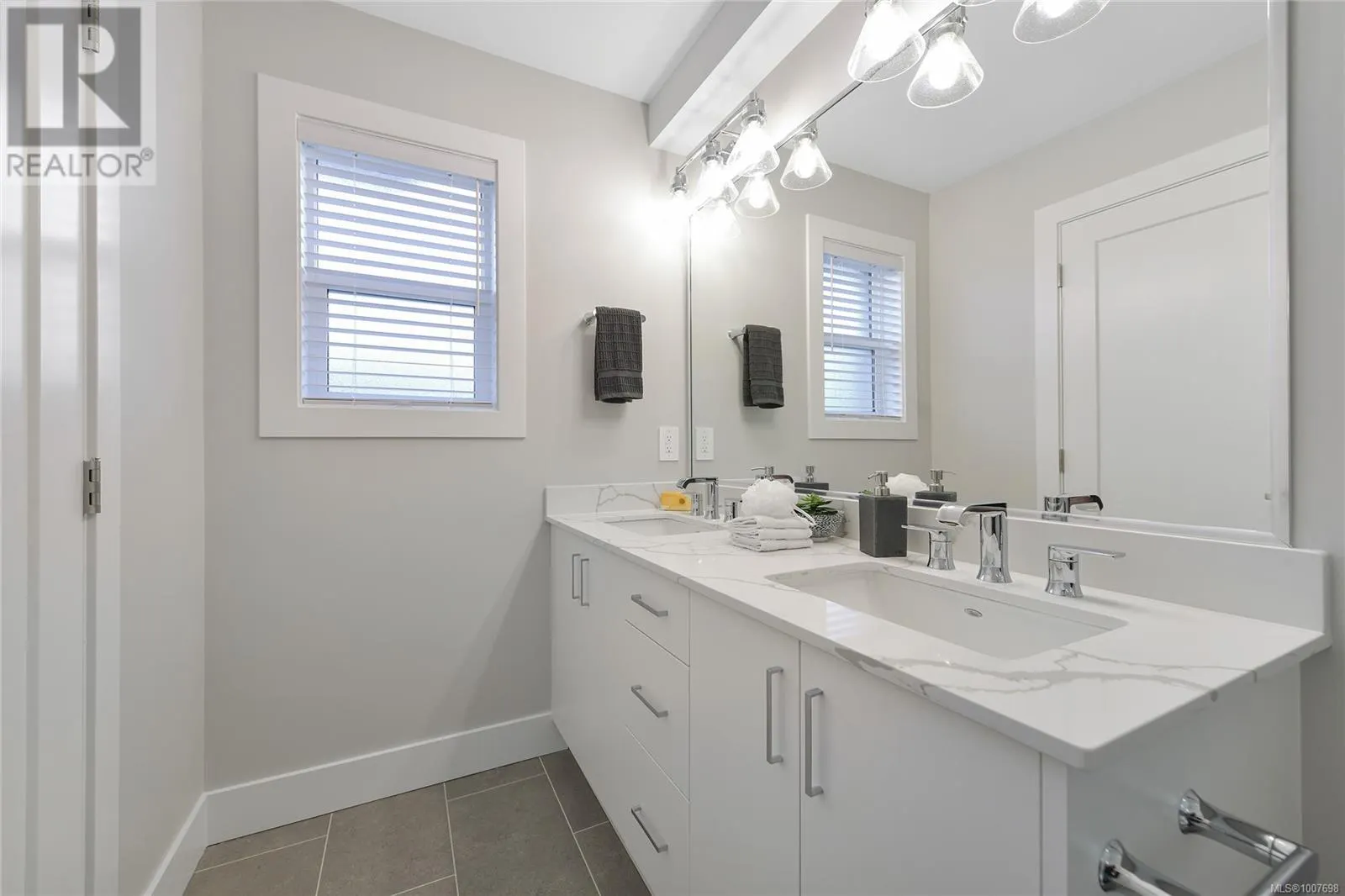 1455 Atlas Dr
