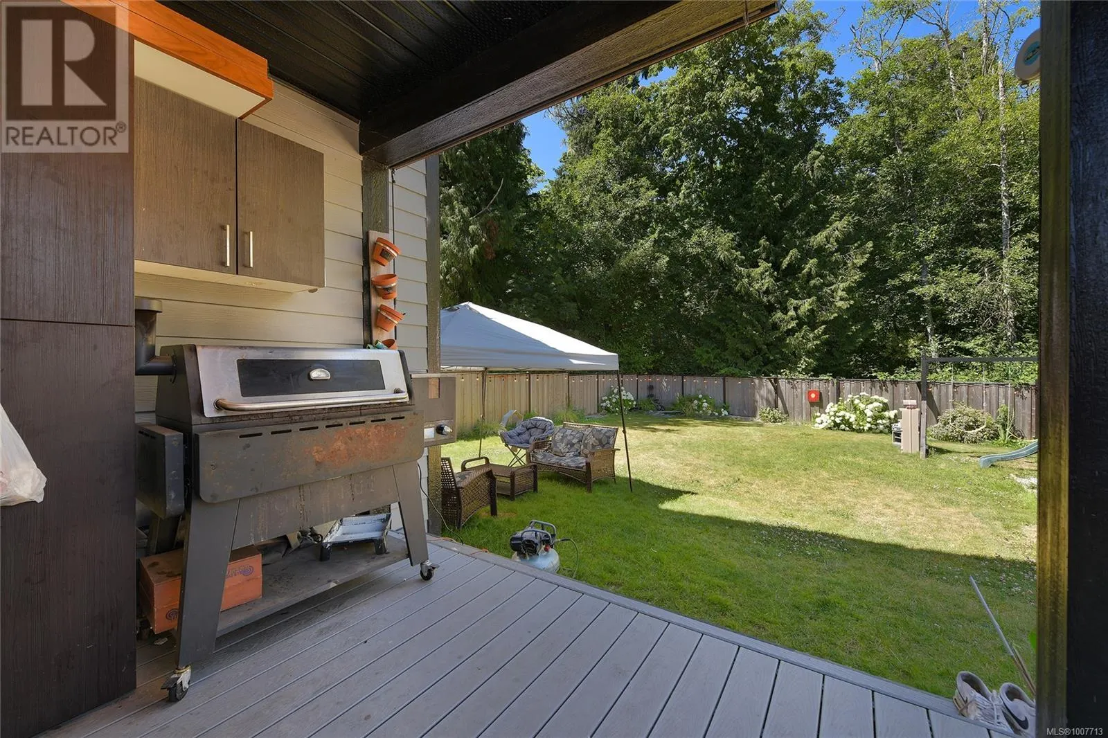 17 Saanich Ridge Dr