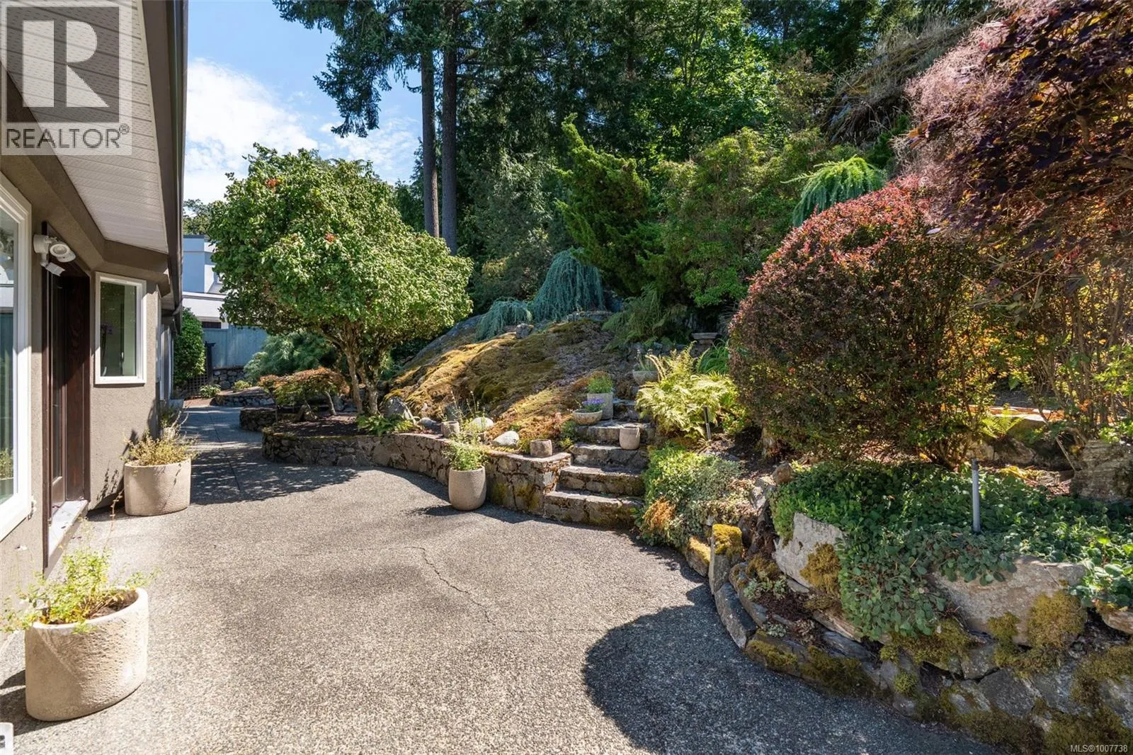 1091 Totemwood Lane
