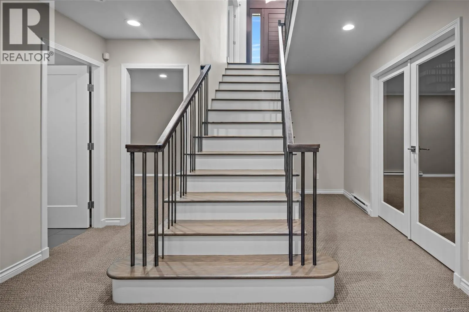 1091 Totemwood Lane