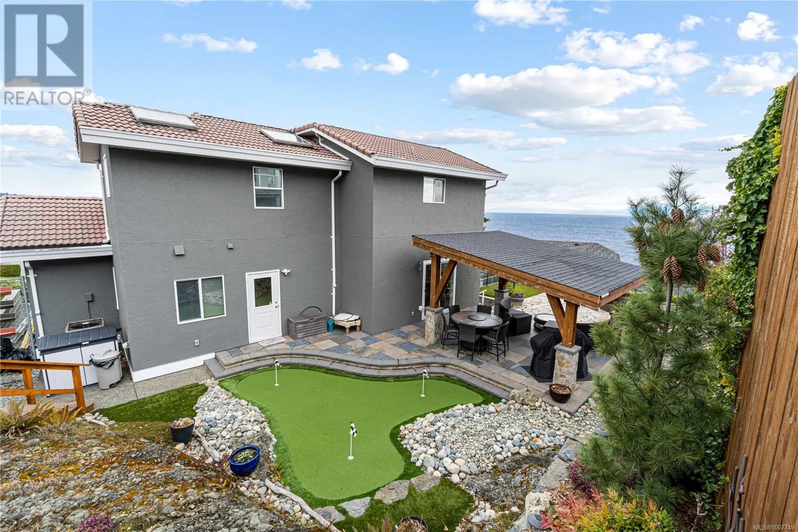 198 Heritage Dr
