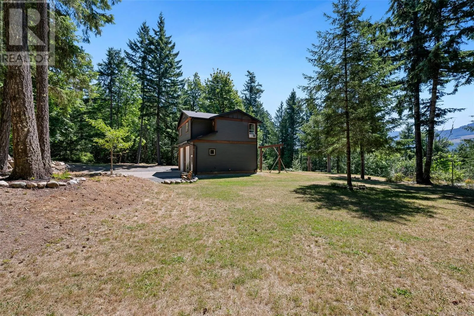 4379 Irvine Dr