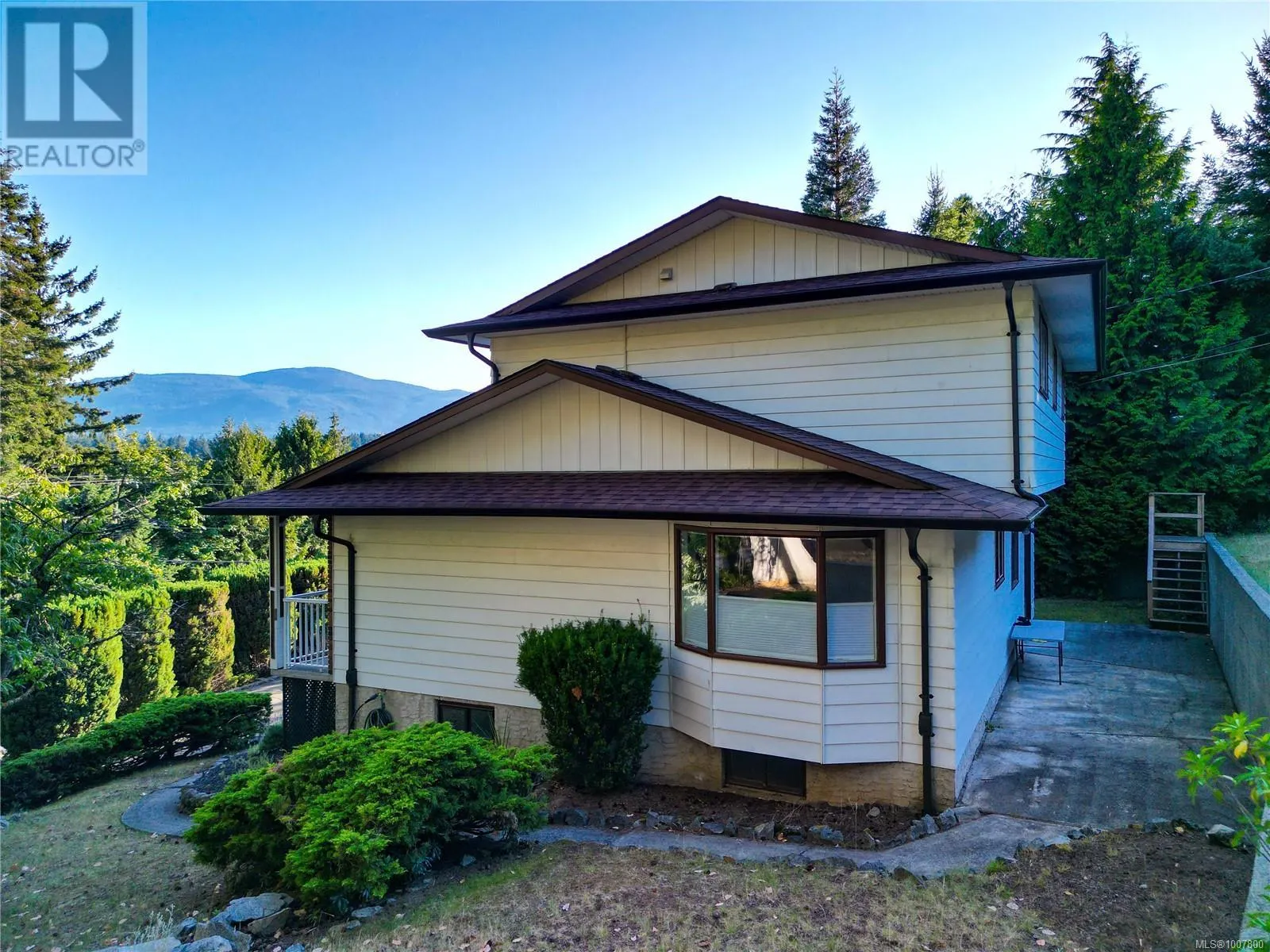 3270 Smugglers Hill Dr