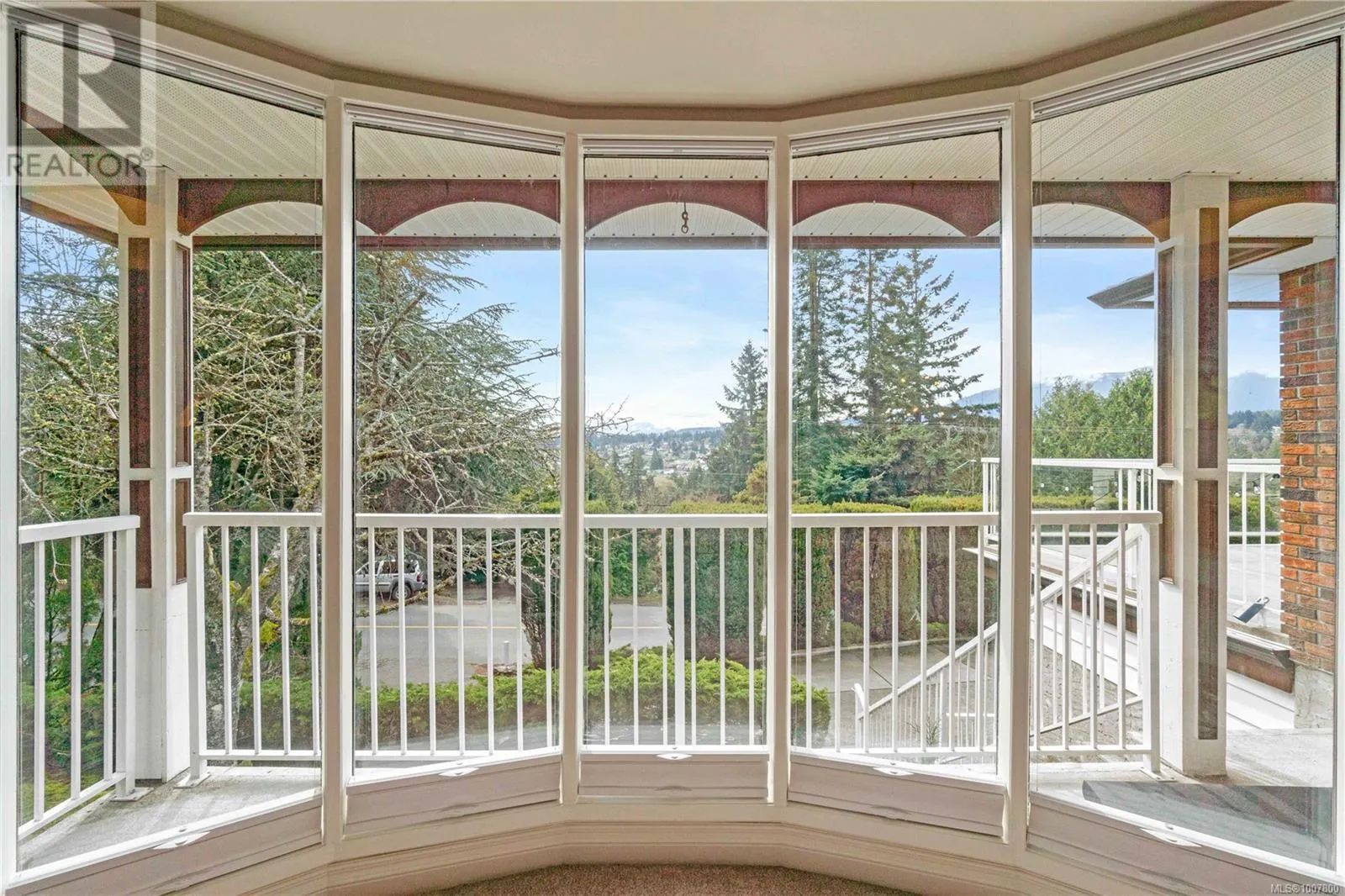 3270 Smugglers Hill Dr