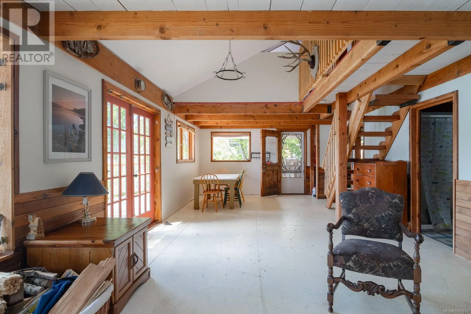 3840 Horne Lake Caves Rd