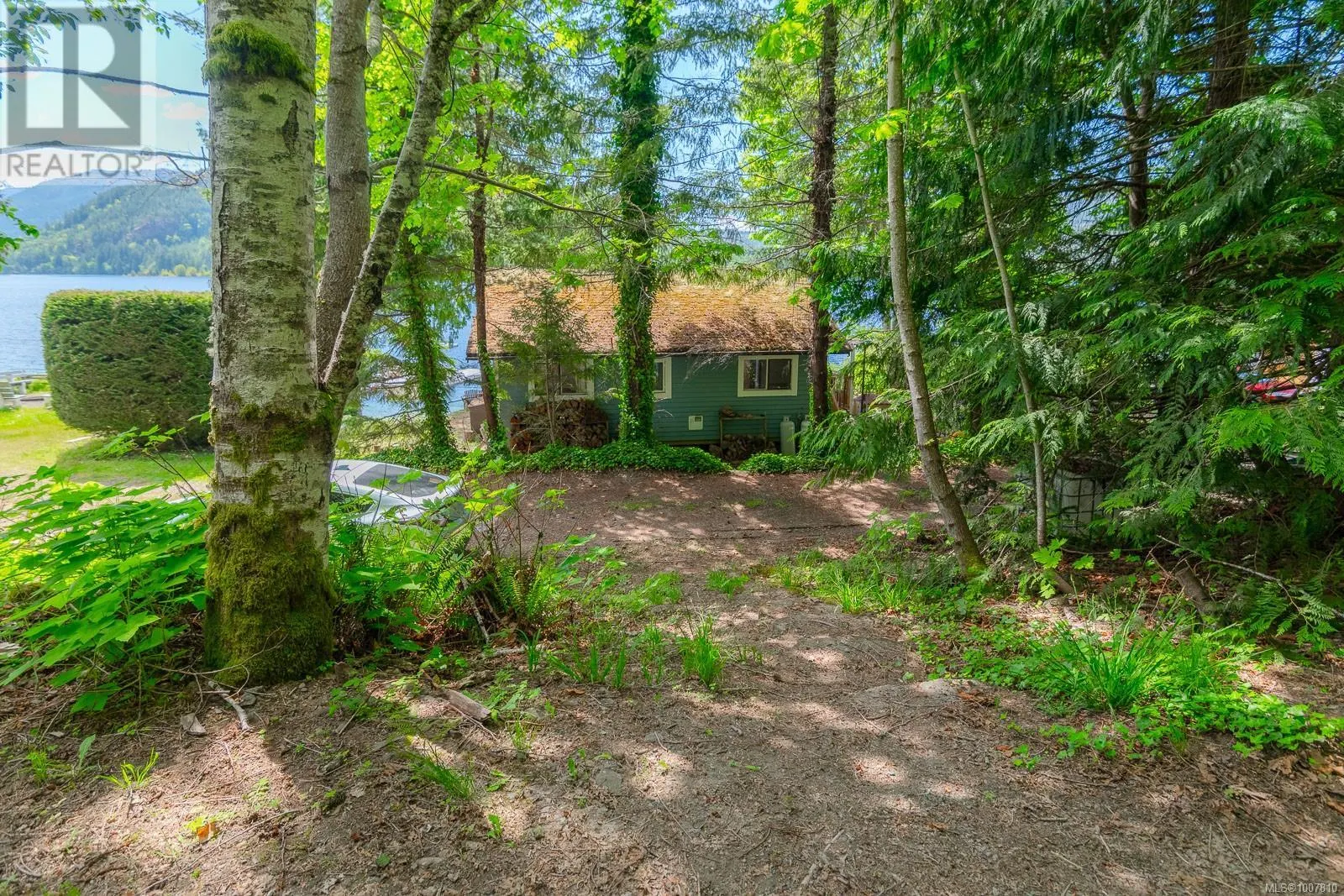 3840 Horne Lake Caves Rd
