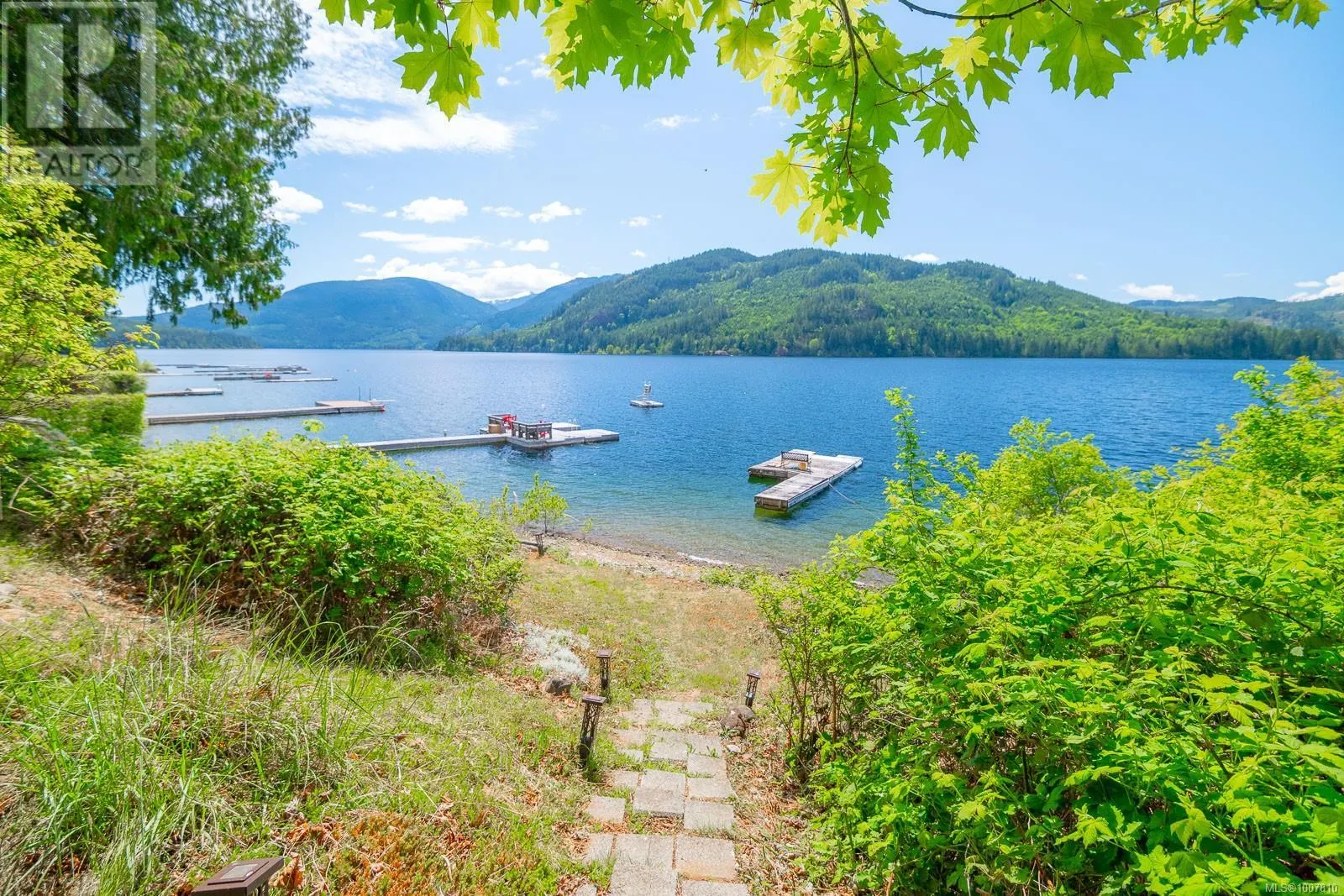 3840 Horne Lake Caves Rd
