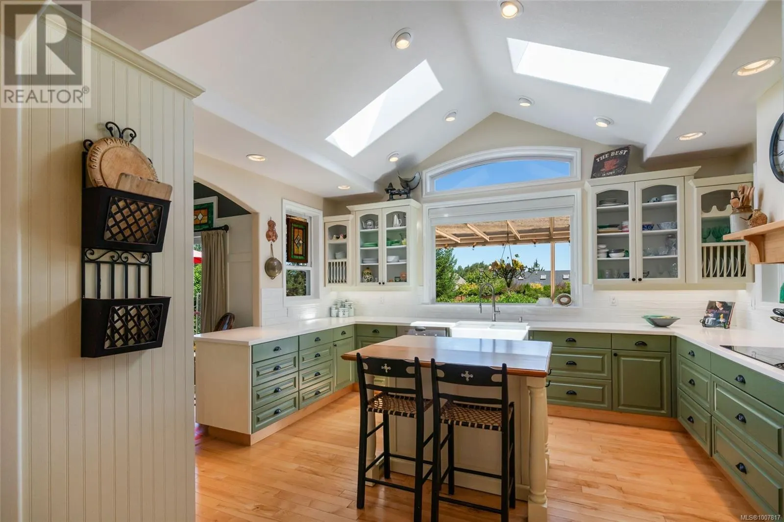 500 Muirfield Close