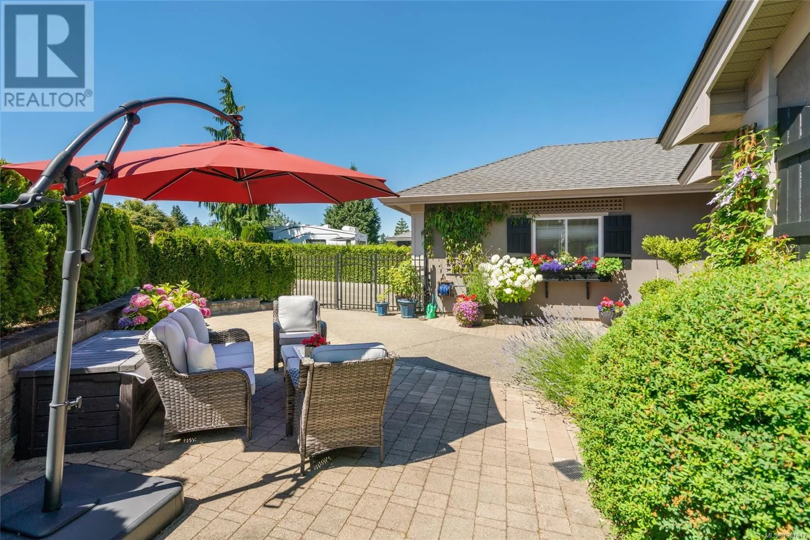 500 Muirfield Close