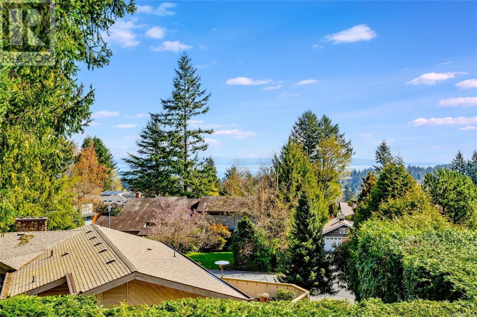 4689 Boulderwood Dr