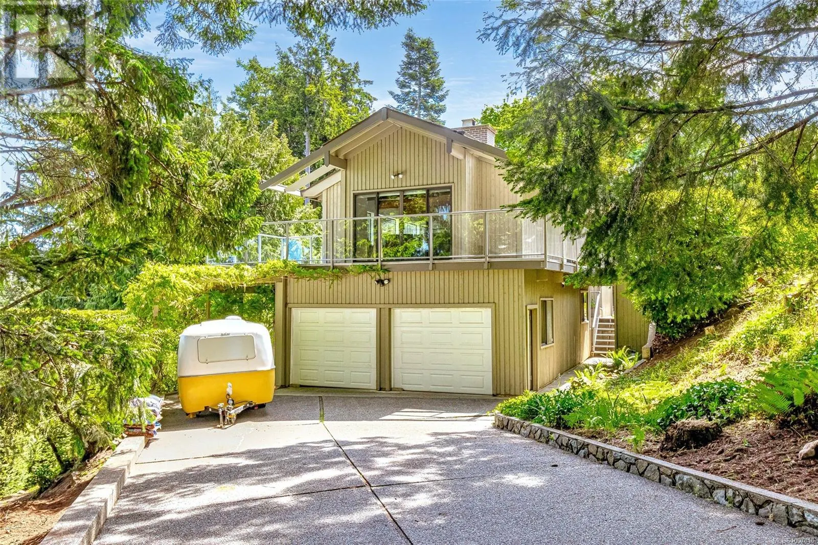4689 Boulderwood Dr