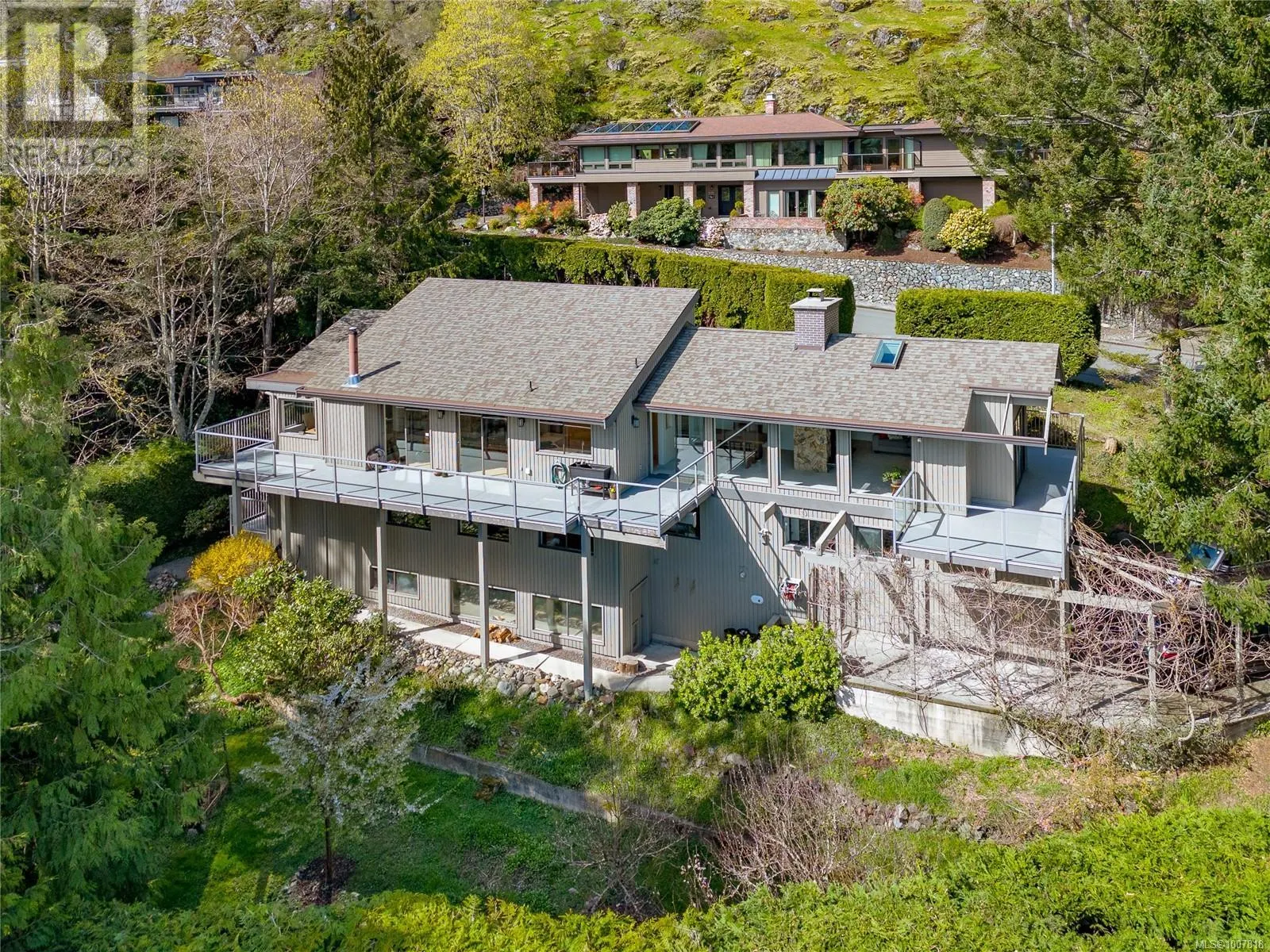 4689 Boulderwood Dr