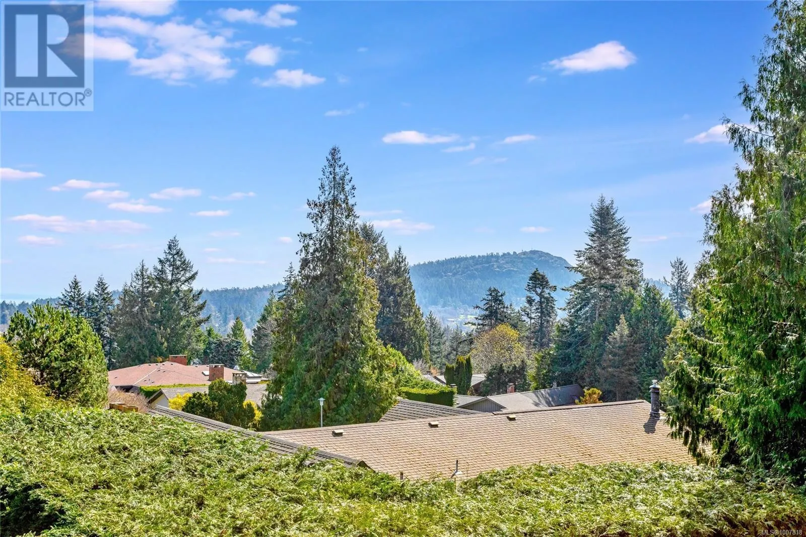 4689 Boulderwood Dr