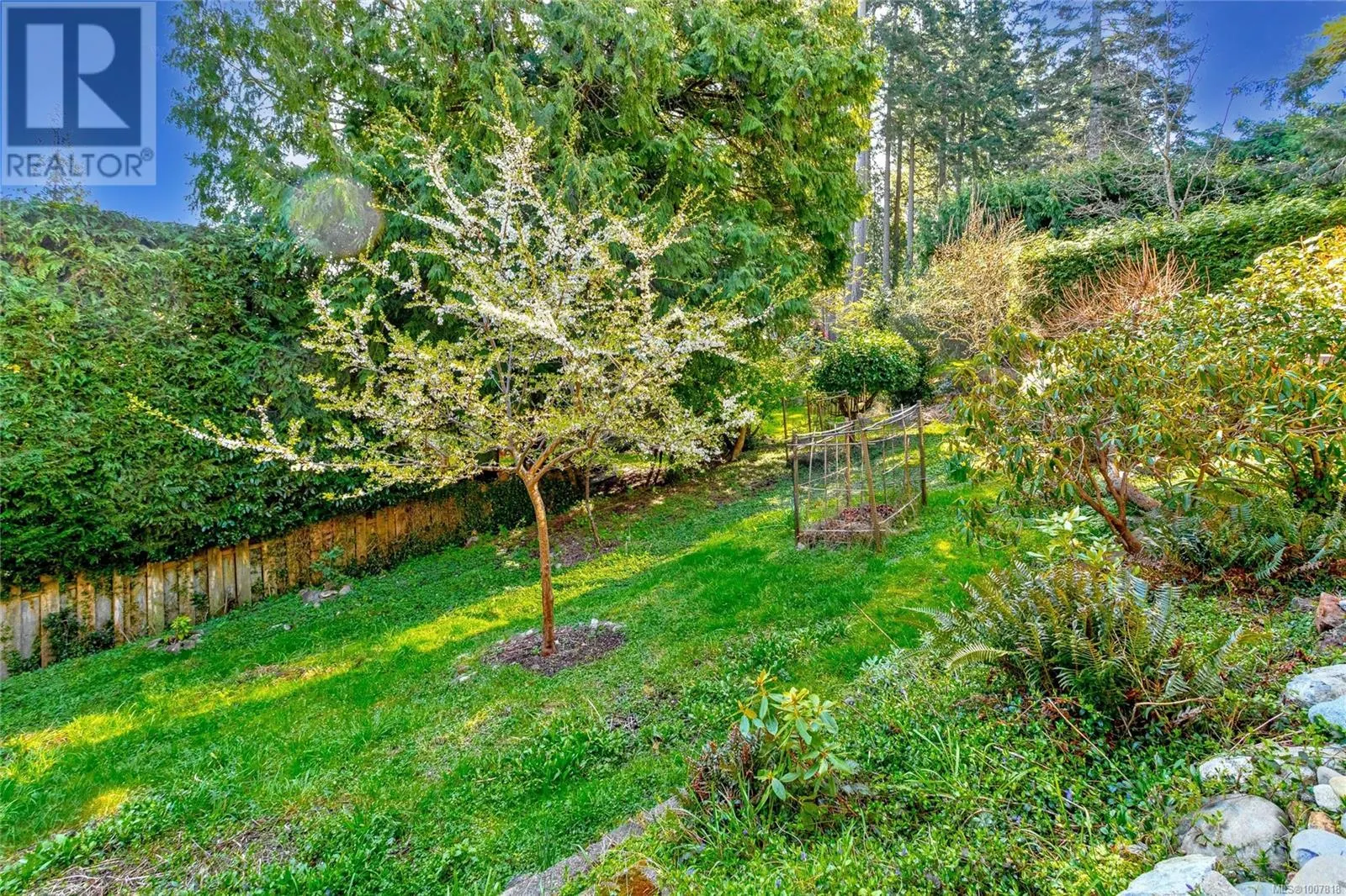 4689 Boulderwood Dr